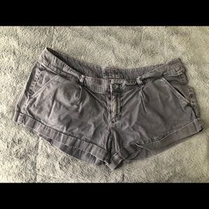 American Eagle Outfitters Women’s Khaki Shorts